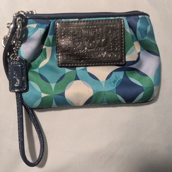 Coach Handbags - Coach Poppy Optic C Sateen Wristlet